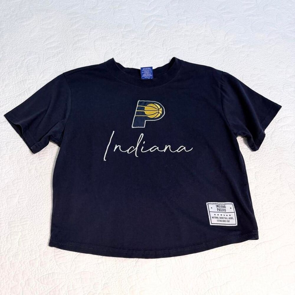 Women’s Indiana Pacers crop T-shirt tee size small NBA basketball TShirt
